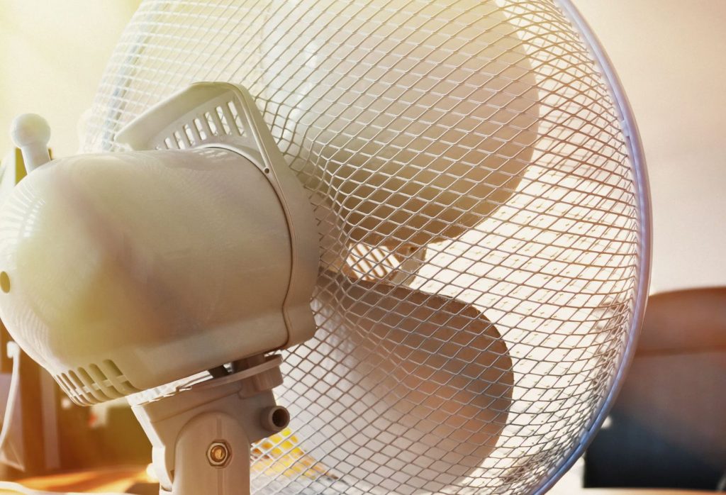 Sådan rengøres en ventilator: nyttige tips