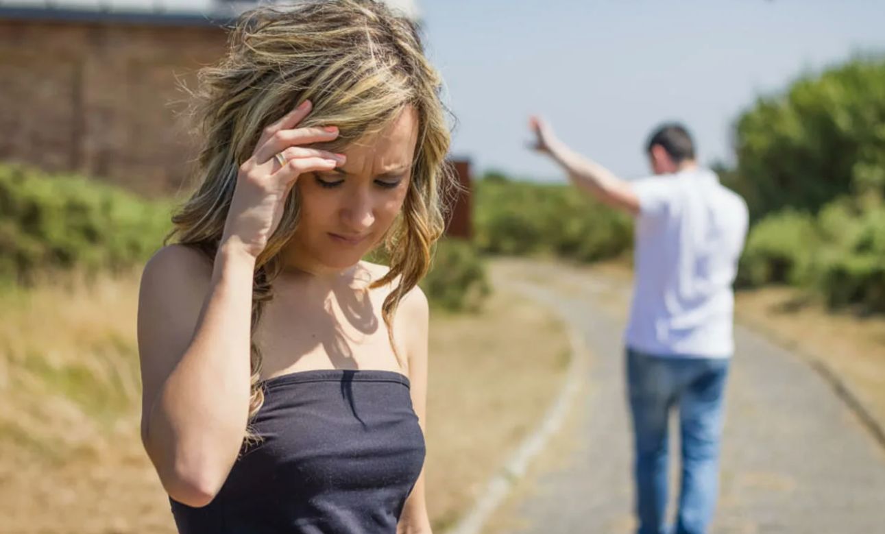 Hvordan man forstår, at ens partner ikke elsker en: 5 skjulte tegn