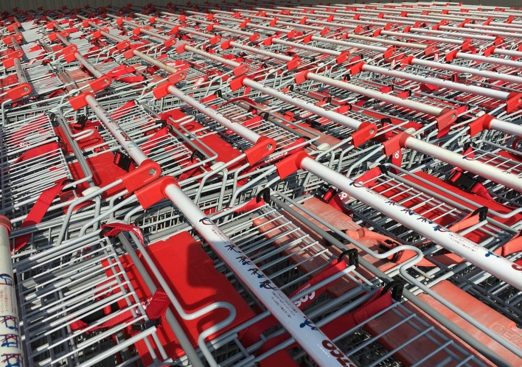 Er boykotten slut? Unge danskere tager til Sverige for at handle i amerikanske supermarkeder.