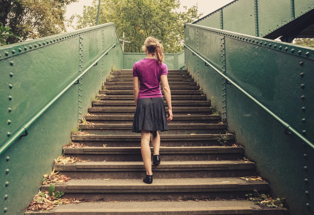 Kan du klare denne udfordring på trappen? Dine resultater kan sige meget om dit helbred.