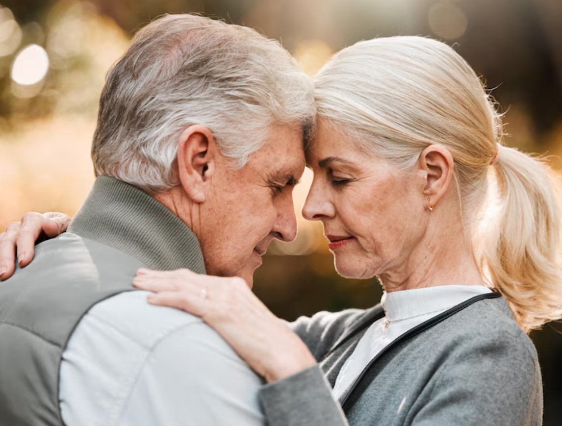 Folk, der stadig ser ungdommelige ud som 60+, følger normalt disse 9 daglige vaner.