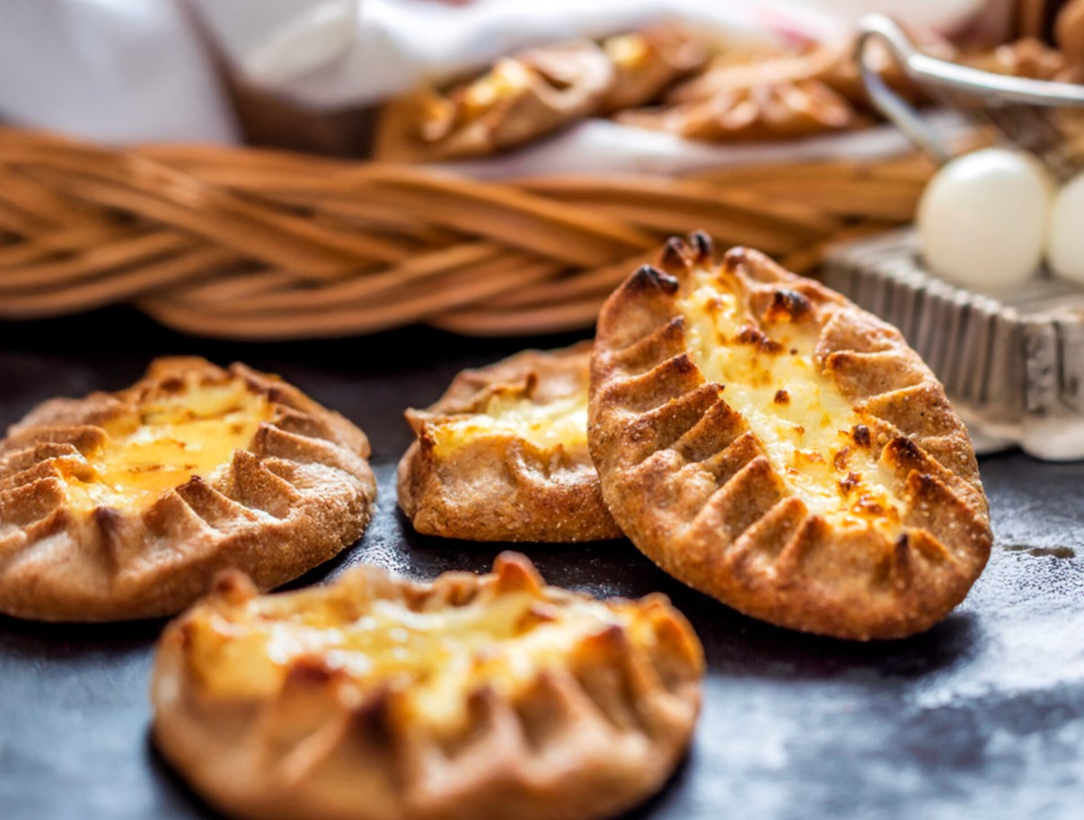 Jeg brugte karelsk tærtedej til en sød tærte – det viste sig at være en overraskende vellykket kombination.